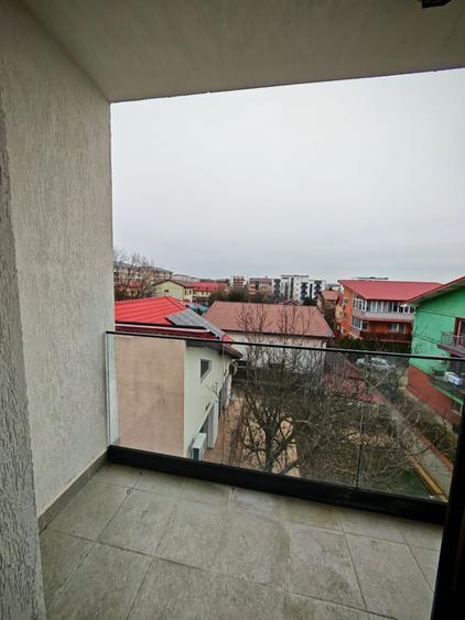 Apartament  tip studio | Prima inchiriere | Loc parcare | Aparatorii Patriei - 10