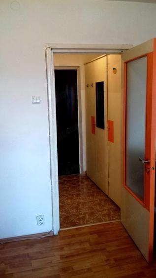 Inchiriez Garsoniera - Proprietar - langa metrou 1 Decembrie - 8