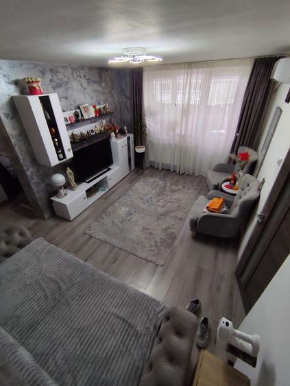 Vand apartament calea bucuresti mc donalds 3 camere - 5