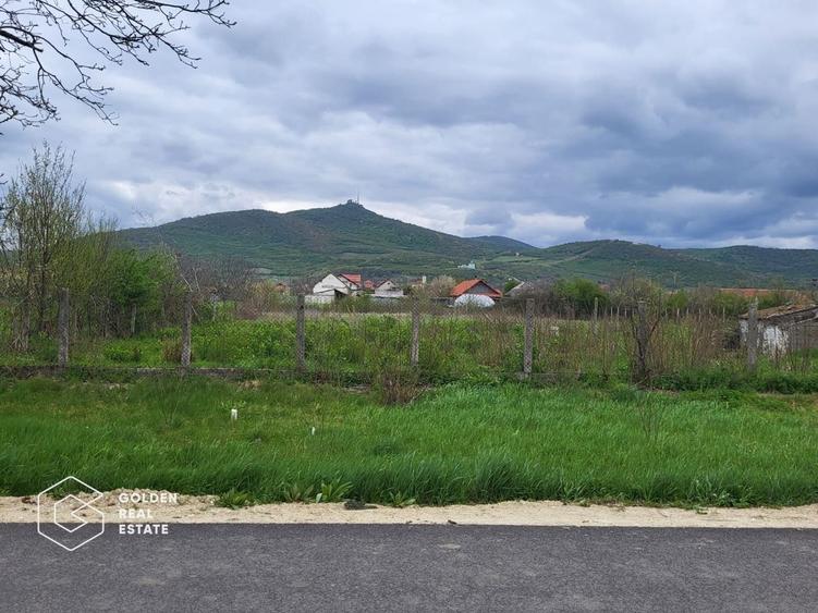 Teren intravilan, comuna Siria - 3