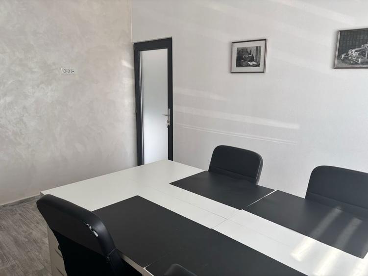 Inchiriez Birou 70 m2 in Roman / Cabinet /Sediu firma - 4