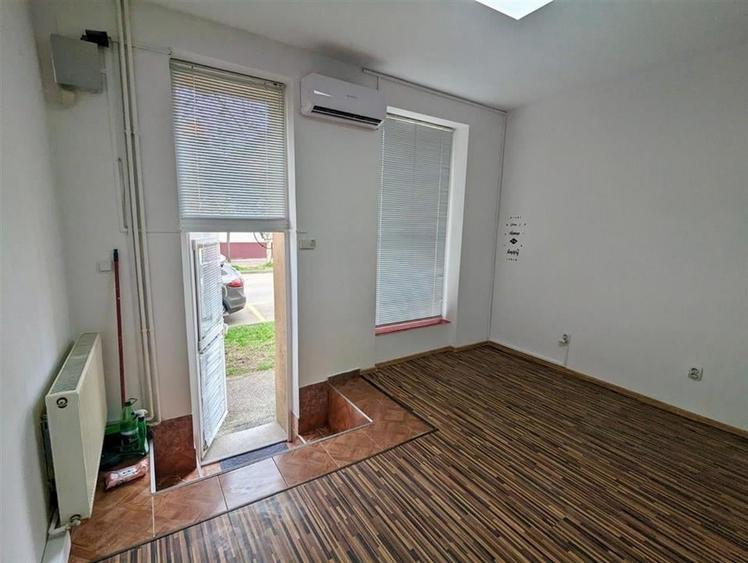 RECO spatiu comercial de inchiriat - 3