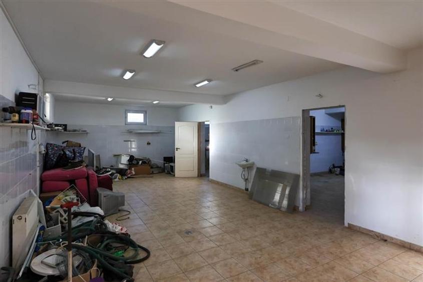 Vanzare Casa zona Tractorul, teren aferent 700 mp - 41