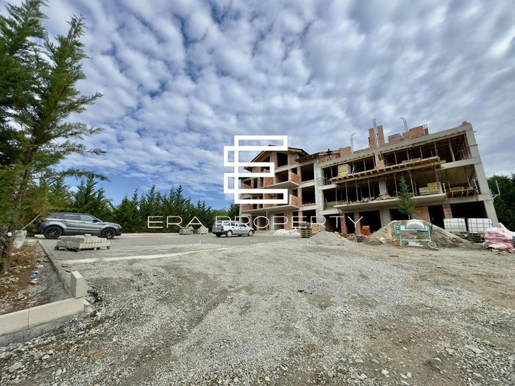 Apartament 2 camere + gradina 50 mp, la cheie , Cristian - 2