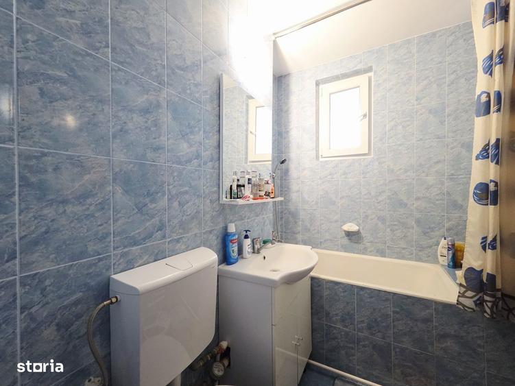 Apartament 3 camere Micro 16 cu 2 balcoane etaj 2 - 6