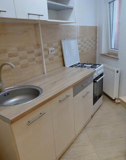 Ofer spre inchiriere apartament cu o camera - 1