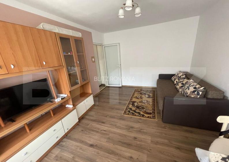Apartament cu 2 camere, 54 mp, zona Pia?a Some?