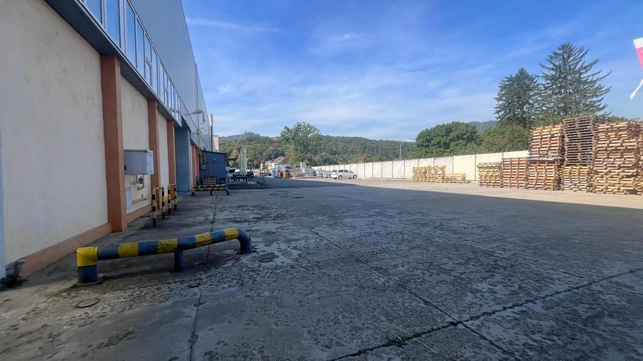 Hală industrială de închiriat – 3739 mp, pod rulant, acces TIR-Zona Astra - 9