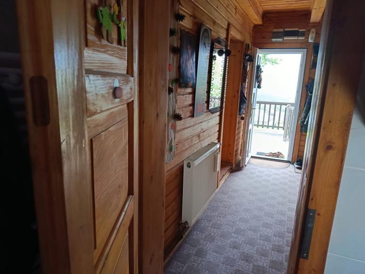 Vilă spectaculoasă de vânzare în Moeciu de Sus | Vedere panoramică. - 9