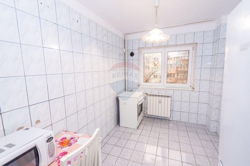 Apartament 3 camere 72 mp, 1985, 2 bai, Teiul Doamnei - 5