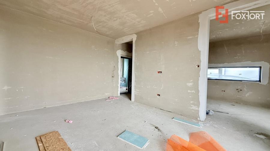 Apartament de vanzare, 2 camere + balcon de 13,5 mp, Drumul Boilor - 2