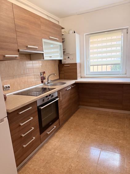 Apartament cu 2 camere decomandat în Becaș