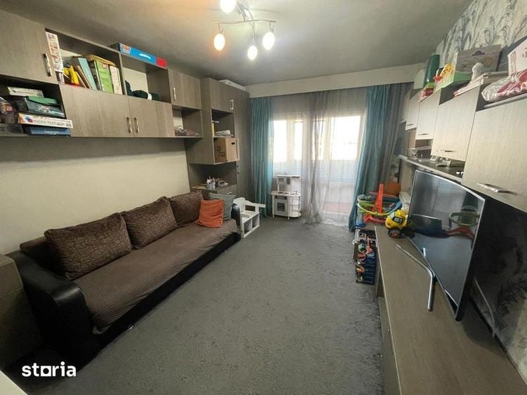 Apartament cu 3 camere în Mărăști