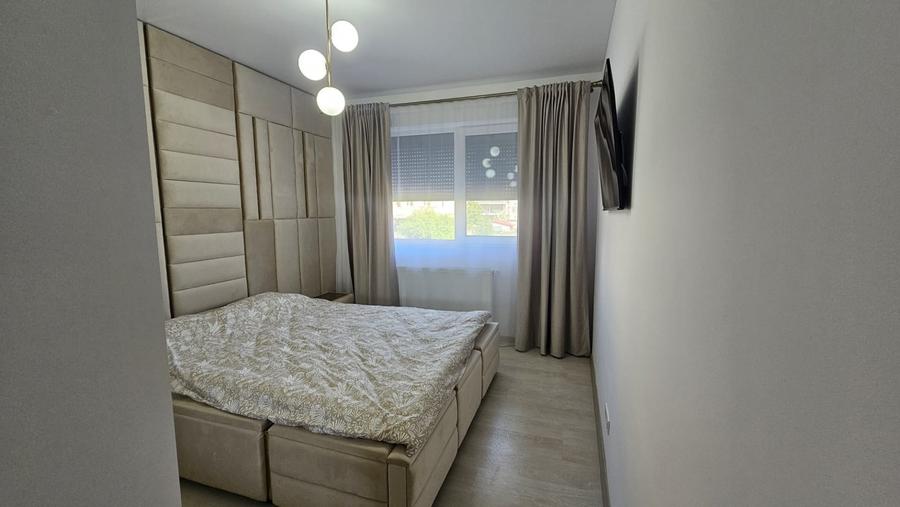 Apartament cu 2 camere decomandat, mobilat în Metalurgiei