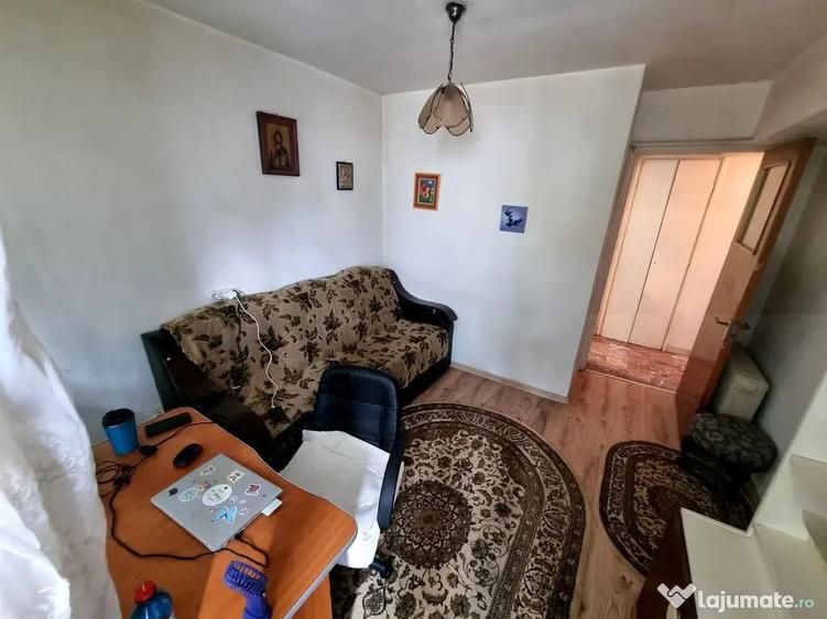 Apartament cu 3 camere decomandat în Ultracentral