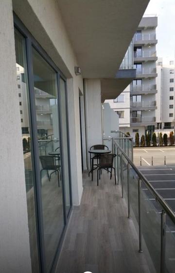 Apartament cu 3 camere decomandat, mobilat în Exterior Nord