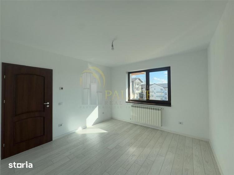 Casă cu 5 camere decomandat cu Teren 500 Mp în Valea Lupului