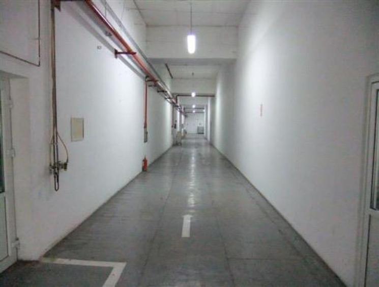 Spațiu industrial, de 30,130 mp, în Central