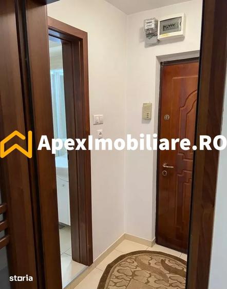 Garsonieră semidecomandată în Gara de Nord
