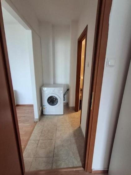 Apartament cu 2 camere decomandat, mobilat în Gara de Nord