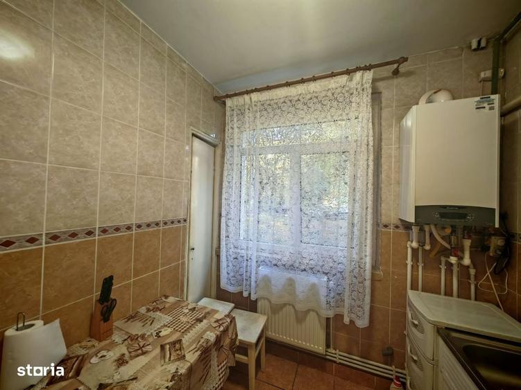 Apartament cu 2 camere semidecomandat în Calea Severinului
