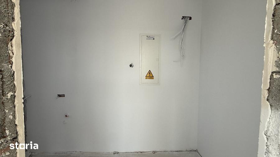 Casă cu 4 camere cu Teren 570 Mp în Balotești