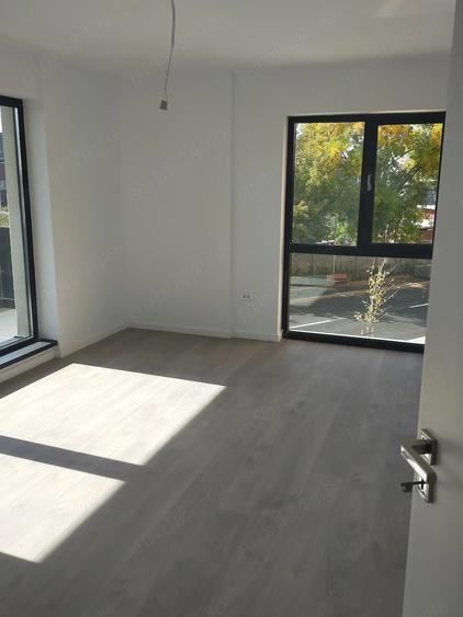 Spațiu comercial, de 100 mp, în Central