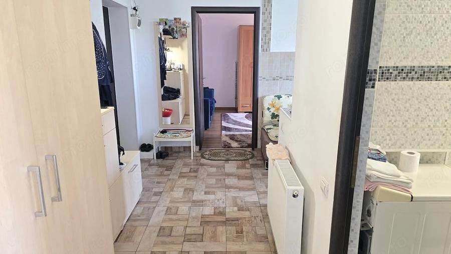 Apartament cu 2 camere decomandat în Piața Centrală