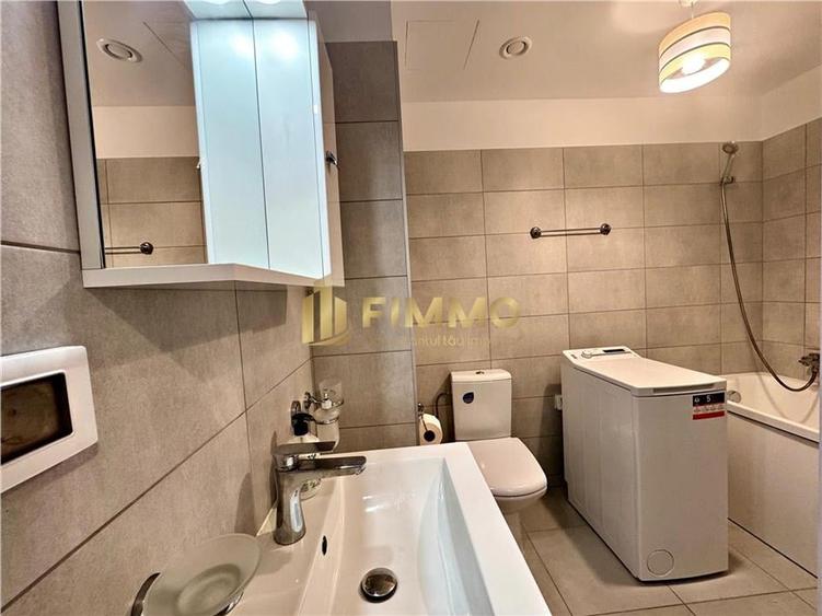Apartament cu 2 camere decomandat, mobilat în Universității