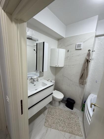 Apartament cu 2 camere, mobilat în 9 Mai