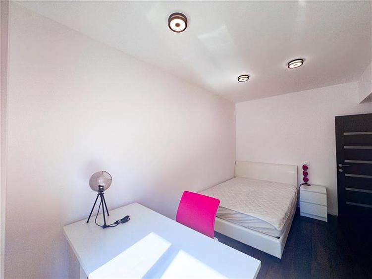 Apartament cu 3 camere semidecomandat, mobilat în Herăstrău