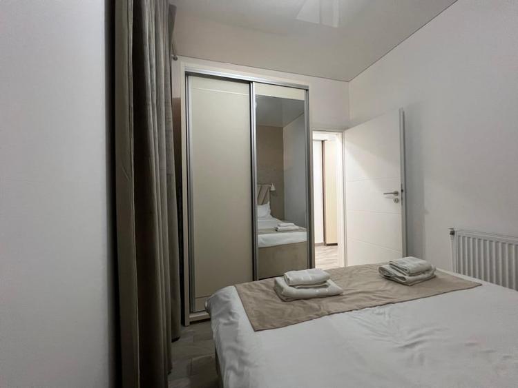 Apartament cu 2 camere decomandat, mobilat în Mamaia-Sat