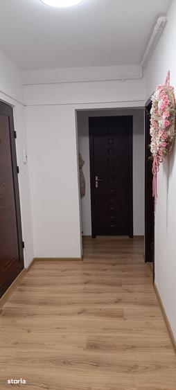 Apartament cu 3 camere în Turnișor