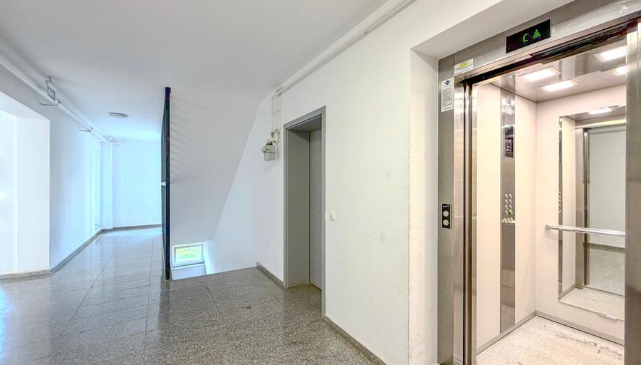 Apartament 3 camere, 1 grup sanitar, loc parcare si boxa, Avantgarden faza IV - 16