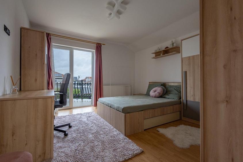 Vila cu doua fronturi si gradina matura, rezidenta sau investitie - 12