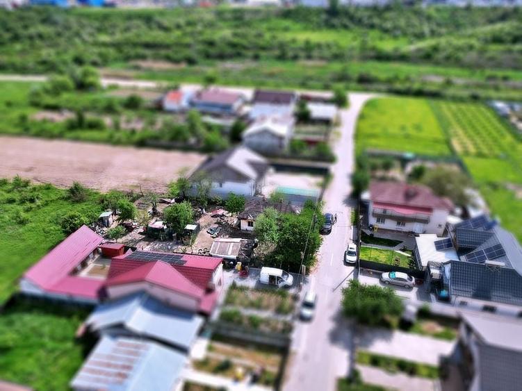 Teren intravilan de vânzare – 2200 mp, Pitești, str. Bananai - 5