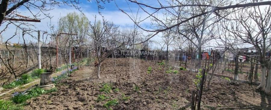 Teren 1000 mp, Bariera Valcii