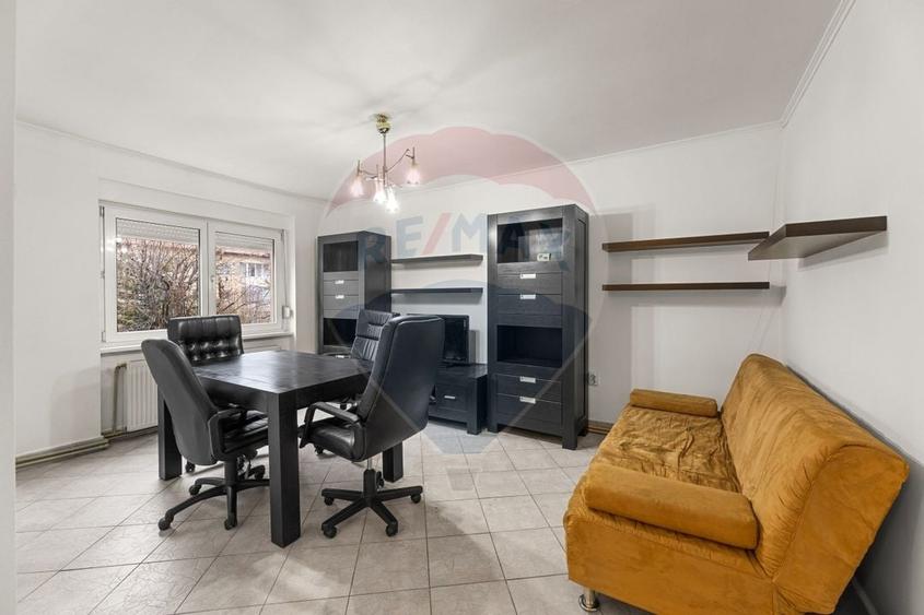 Apartament cu 2 camere de închiriat - zona Central - 1