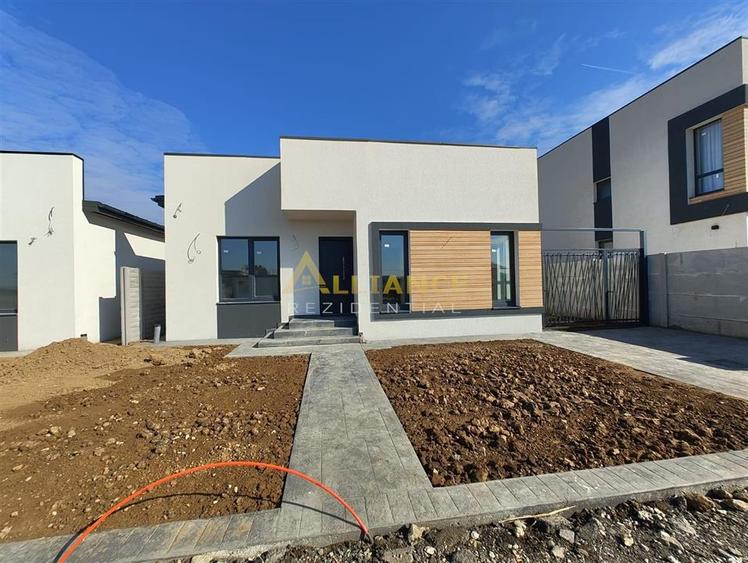 Casa individuala - 4 camere  - 2 bai - Cartierul Nou-Str.Aviatorilor - 1