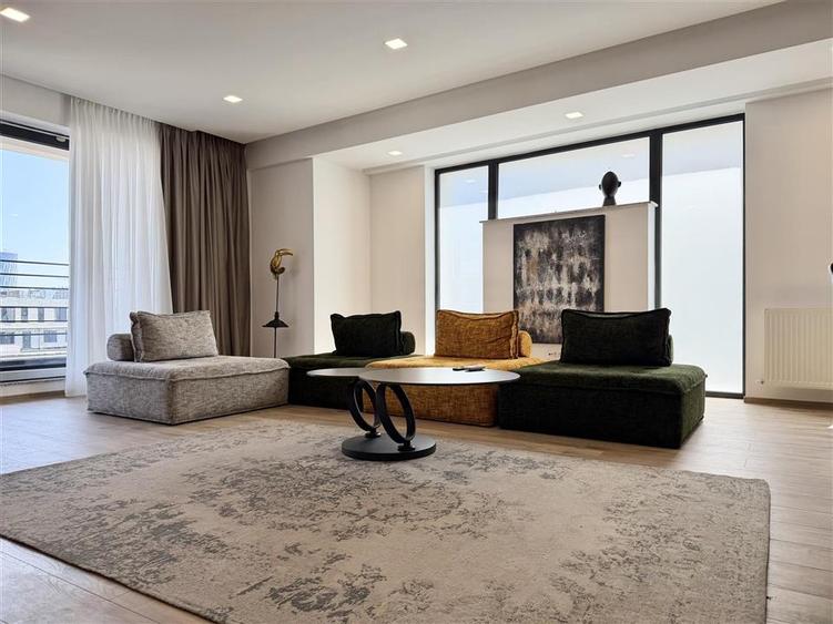 Apartament cu 3 camere decomandat, mobilat în Herăstrău