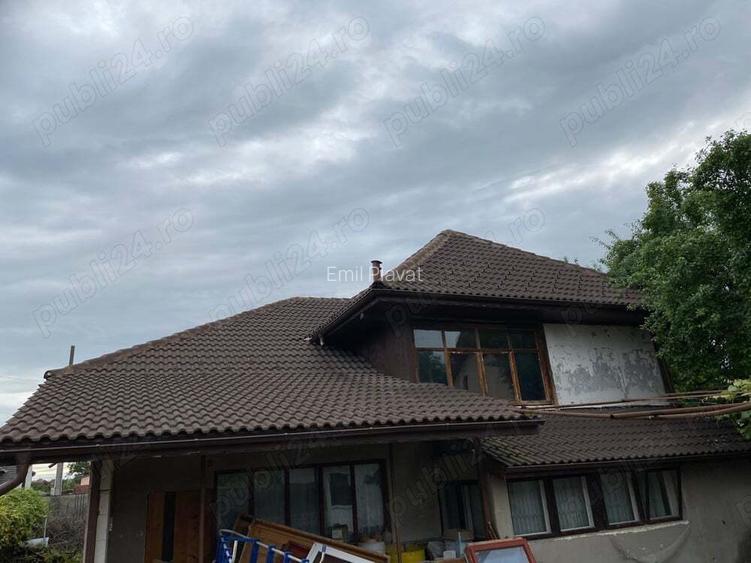 Vind casa , curte , anexe Vind casa , curte , anexe