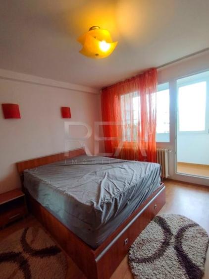 Ozana 3 camere la 8 minute de Metrou 1 Decembrie 1918 - 1