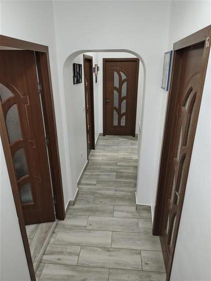 Apartament 2 camere, etaj 8/10, zona Sala Polivalenta - Bulevardul Unirii - 8