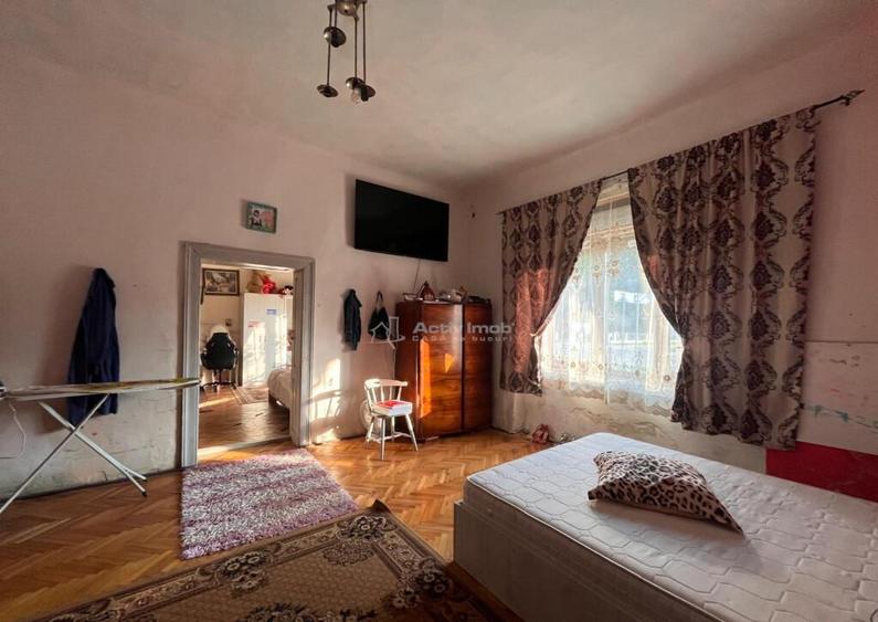 Sacu, Casa 426 Mp. Construiti, 6.500 Mp. Teren - 17