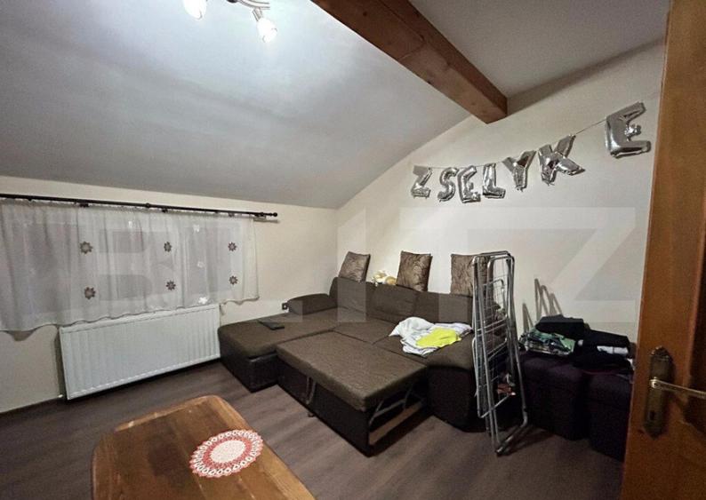 Casa pe 2 nivele , 240 mp , zona Draxlmaier - 2