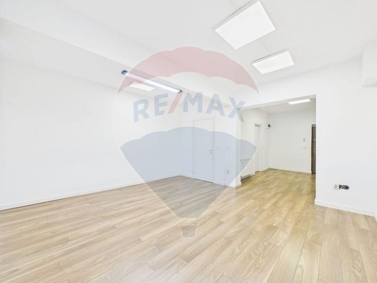 Apartament 2 camere | Demisol inalt | Damaroaia - 1