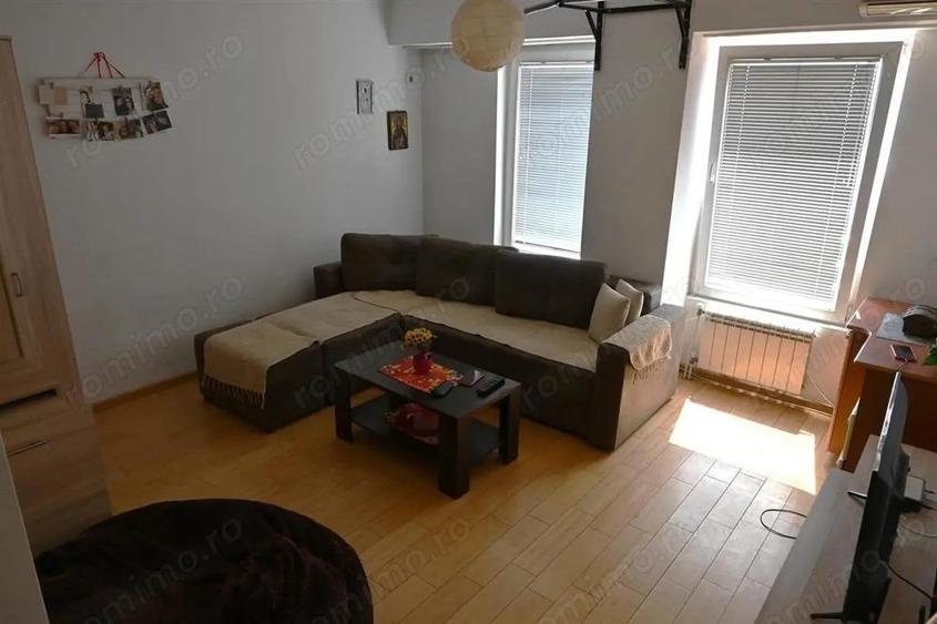 Vanzare garsoniera Lujerului - 4