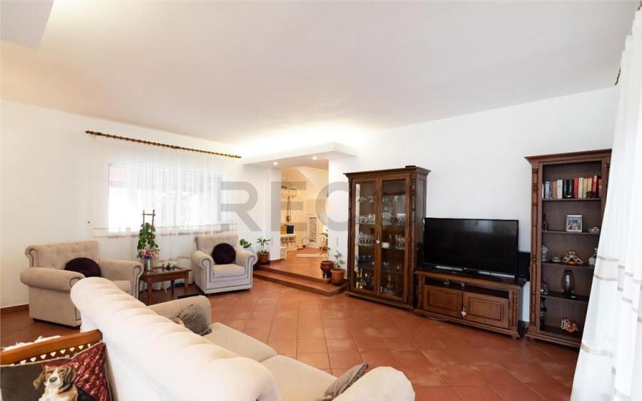 Vila formata din 4 unitati locative in Cordau, zona Presiden - 1