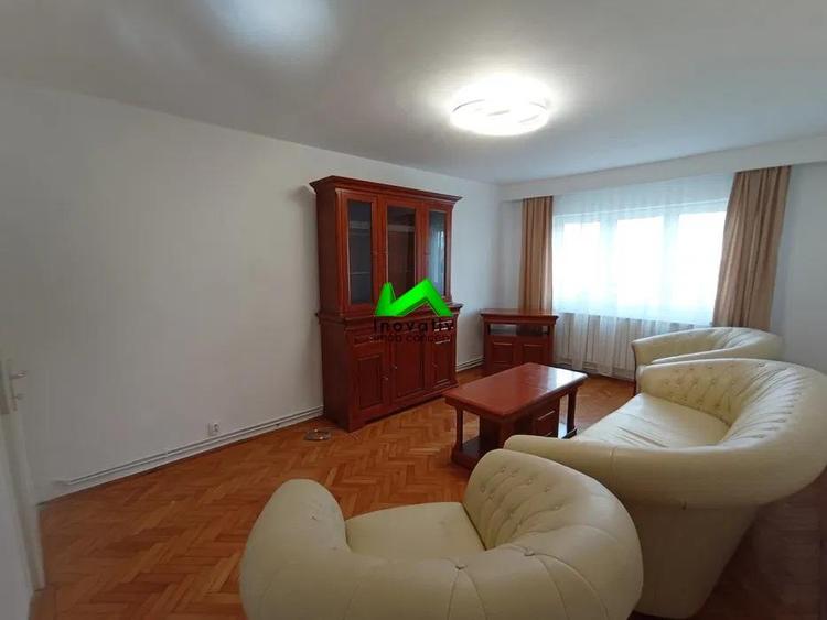 Apartament de inchiriat 3 camere Sibiu Vasile Aaron - 1