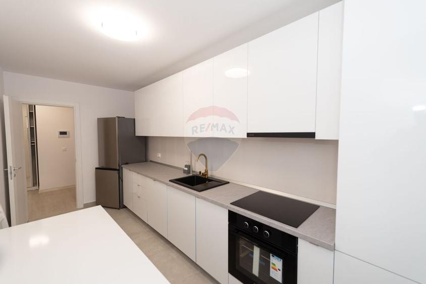 PRIMA INCHIRIERE Studio modern + balcon mare, Hils Splai, 60mp - 5